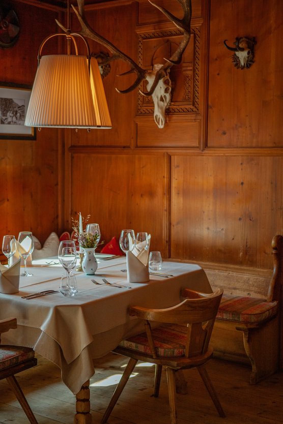 Traditionelle Stube im à la carte Restaurant im Hotel Zur Post Alpbach